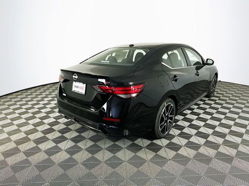 New 2025 Nissan Sentra SR image 10