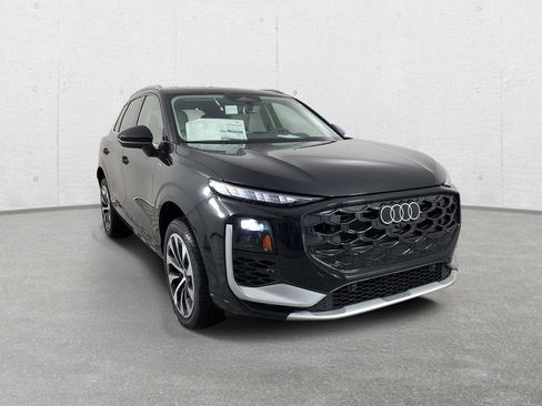 New 2026 Audi Q3 quattro 2.0T image 2