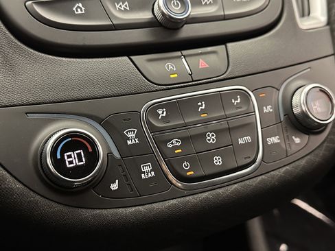 Used 2024 Chevrolet Malibu LT image 16