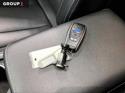 Used 2021 Subaru Outback Limited image 14