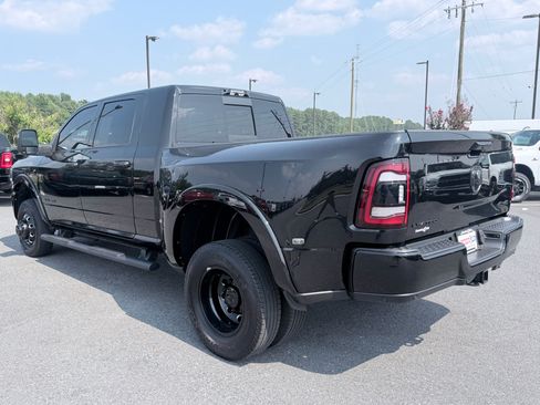 Used 2024 RAM 3500 Laramie w/ Night Edition AWD/4WD image 7
