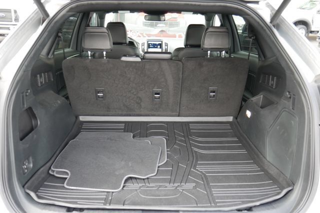 Used 2023 Ford Edge ST AWD/4WD image 9