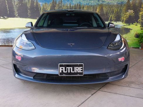 Used 2023 Tesla Model 3 Standard Range RWD image 2