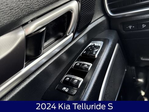 Used 2024 Kia Telluride S w/ S Sunroof Package AWD/4WD image 27