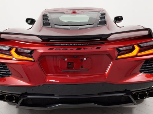 Used 2021 Chevrolet Corvette Stingray w/ Z51 Performance Package image 28