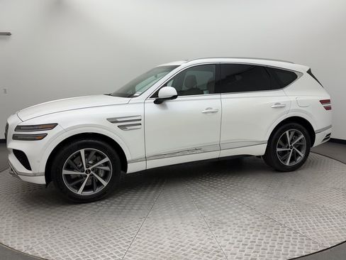 Certified 2025 Genesis GV80 2.5T Advanced image 6