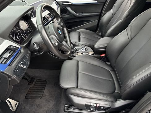 Used 2021 BMW X1 sDrive28i w/ M Sport Package image 15