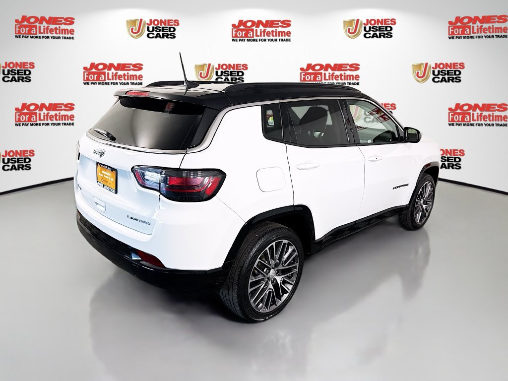 Used 2022 Jeep Compass Limited w/ Elite Group AWD/4WD image 16