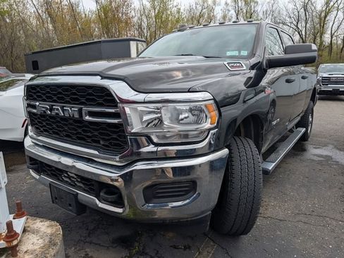 Used 2019 RAM 2500 Tradesman AWD/4WD image 4