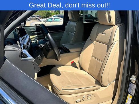 Used 2024 Cadillac Escalade Premium Luxury image 31