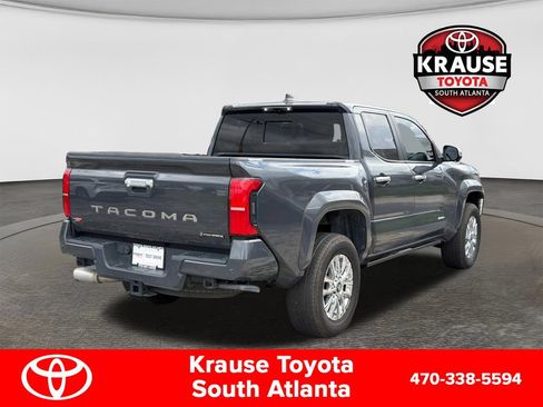 Used 2024 Toyota Tacoma Limited AWD/4WD image 5