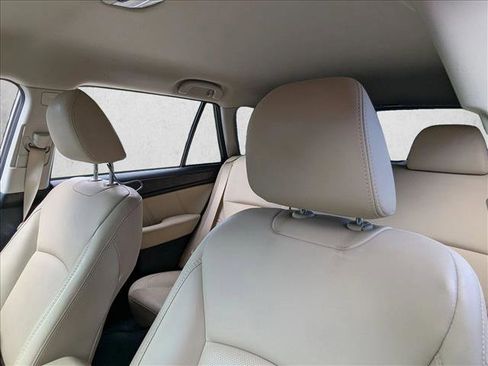 Used 2019 Subaru Outback 2.5i Limited image 17