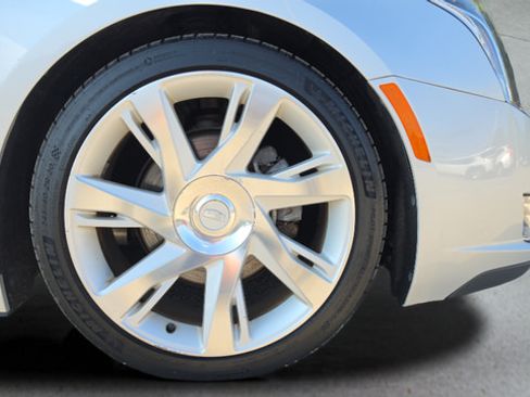 Used 2016 Cadillac ELR FWD image 42