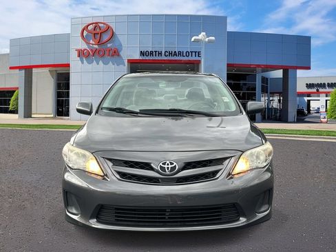 Used 2013 Toyota Corolla L FWD image 2