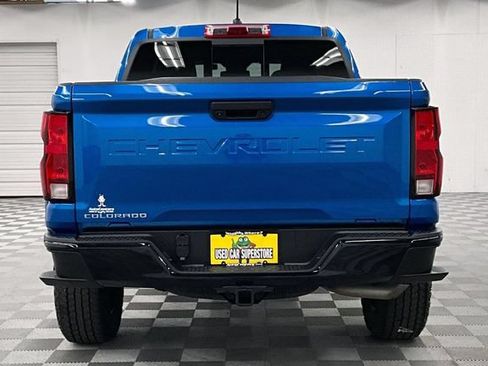 Used 2024 Chevrolet Colorado Trail Boss w/ Advanced Trailering Package AWD/4WD image 5