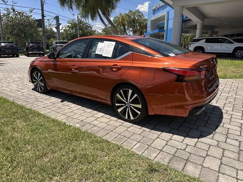 Used 2022 Nissan Altima 2.5 SR FWD image 34