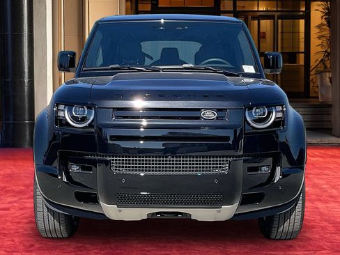 New 2026 Land Rover Defender 110 X AWD/4WD image 3