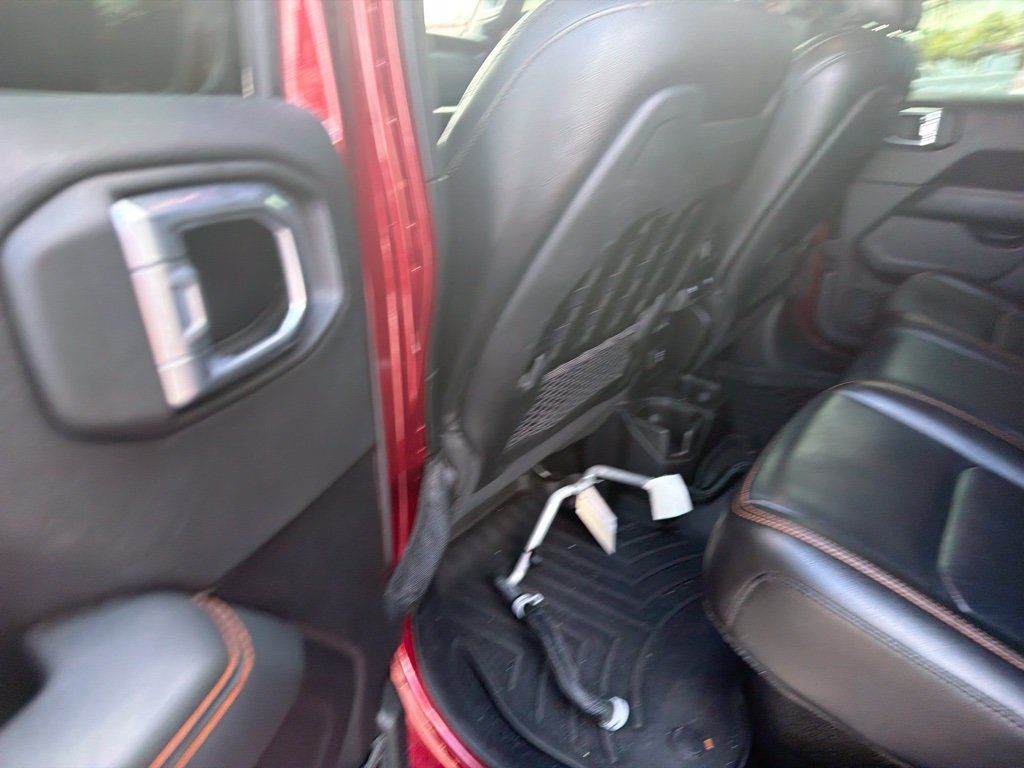 Used 2021 Jeep Gladiator Mojave AWD/4WD image 10