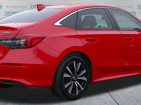 Used 2022 Honda Civic EX image 6