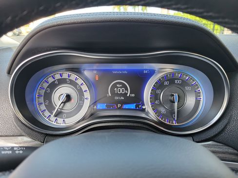 Used 2020 Chrysler 300 Touring w/ Sport Appearance Package RWD image 34