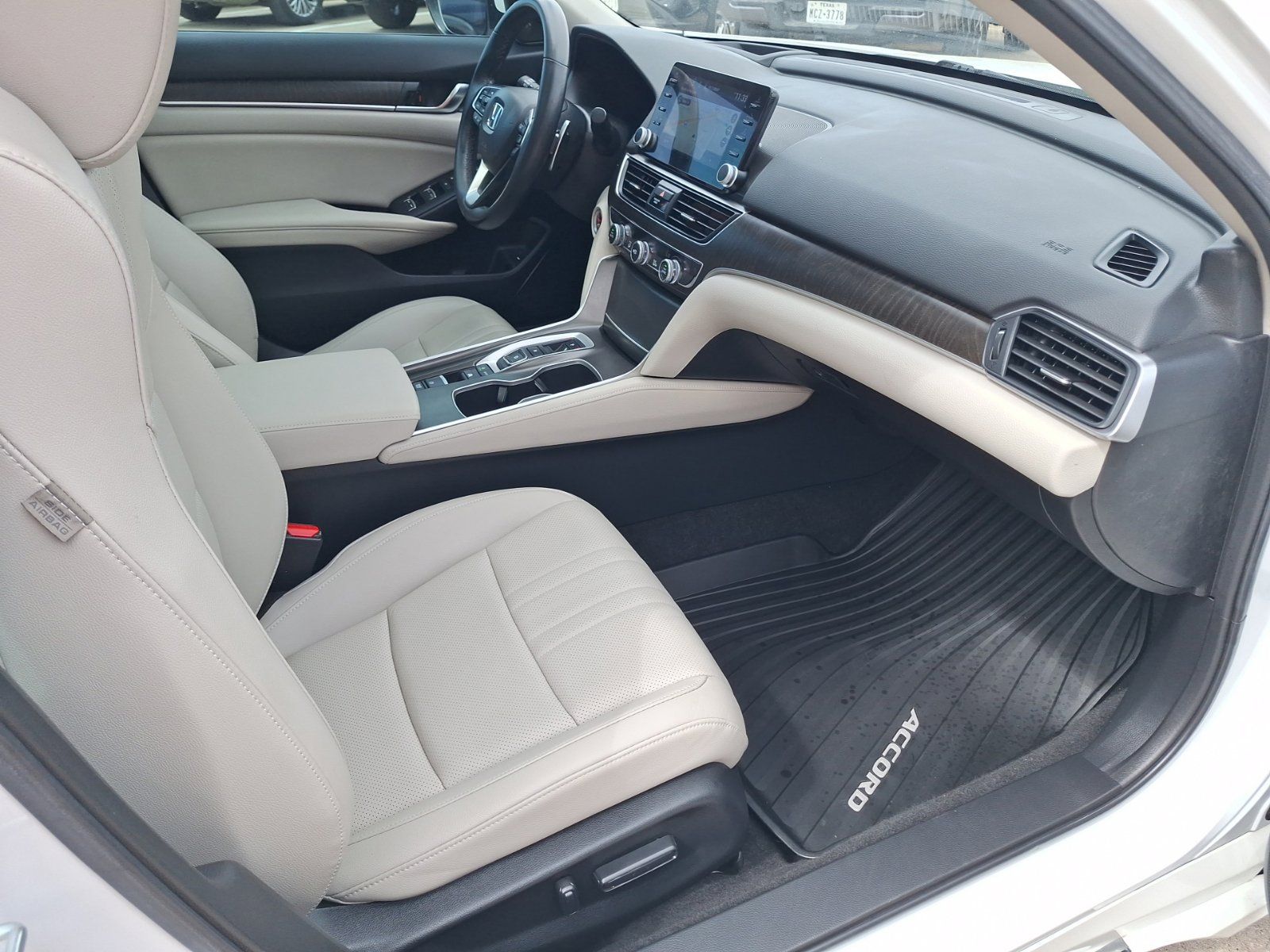 Used 2022 Honda Accord Touring image 34