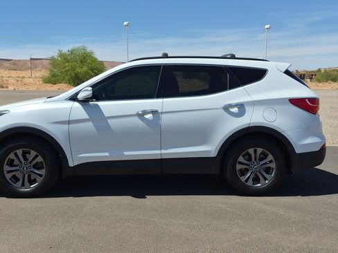 Used 2013 Hyundai Santa Fe Sport AWD/4WD image 5