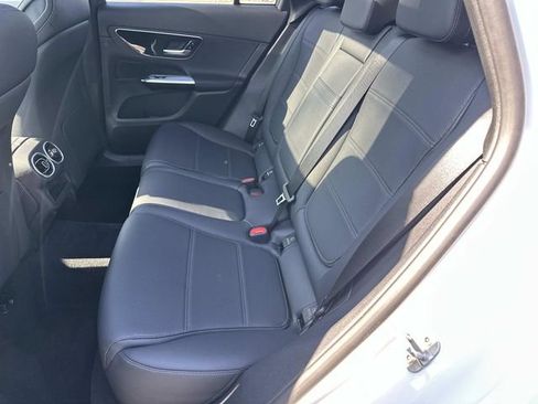 Certified 2025 Mercedes-Benz GLC 300 4MATIC image 11