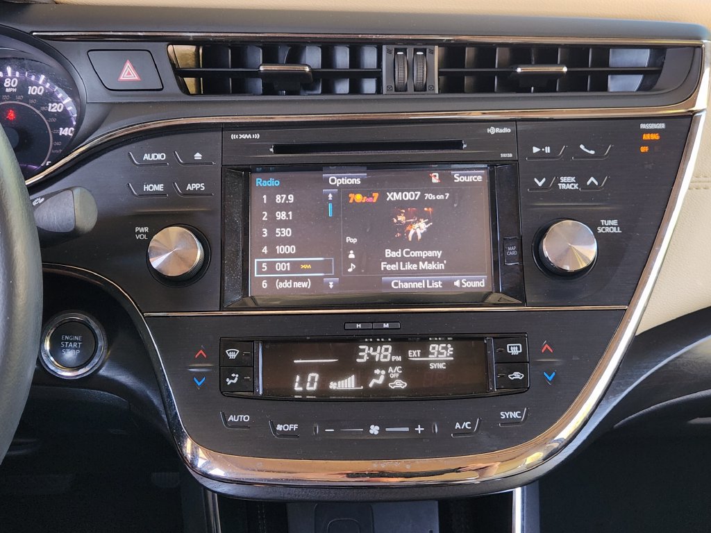 Used 2016 Toyota Avalon XLE Premium FWD image 13