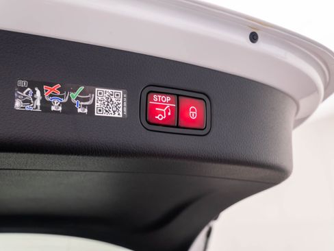 New 2026 Mercedes-Benz GLC 43 AMG 4MATIC image 34