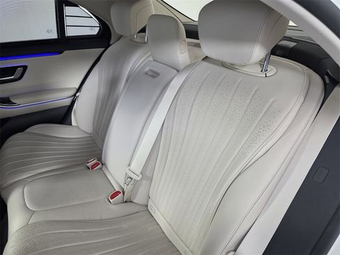 Certified 2022 Mercedes-Benz S 580 4MATIC Sedan image 16