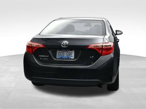 Used 2018 Toyota Corolla LE FWD image 4