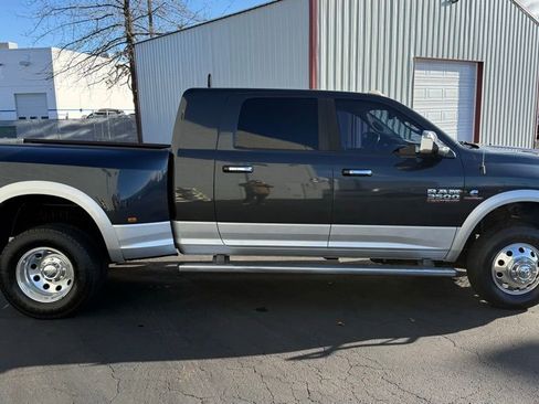 Used 2015 RAM 3500 Laramie w/ Convenience Group image 8
