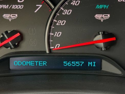 Used 2013 Chevrolet Corvette Grand Sport w/ 4LT Preferred Equipment Group RWD image 13