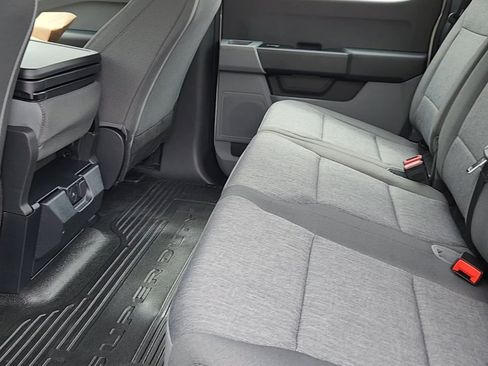 New 2025 Ford F550 4x4 Crew Cab image 23