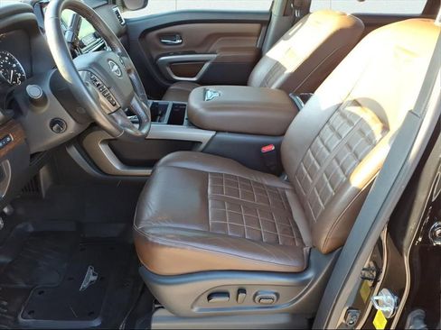 Used 2024 Nissan Titan Platinum Reserve w/ Moonroof Package image 16