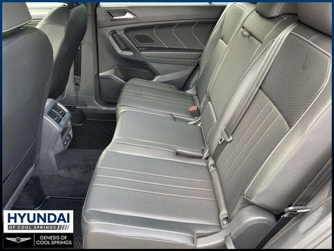 Used 2023 Volkswagen Tiguan SE R-Line FWD image 20