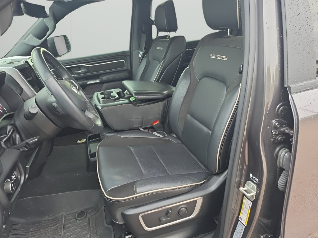 Used 2023 RAM 1500 Laramie RWD image 9