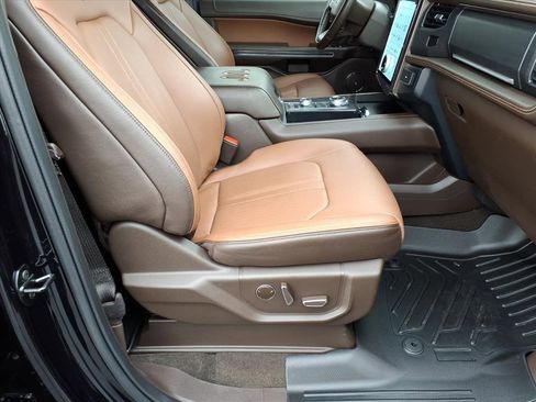 Used 2022 Ford Expedition Max King Ranch image 8