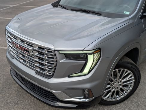 Used 2024 GMC Acadia Denali w/ Super Cruise Package image 13