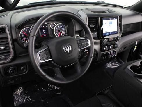 New 2026 RAM 1500 Express AWD/4WD image 8