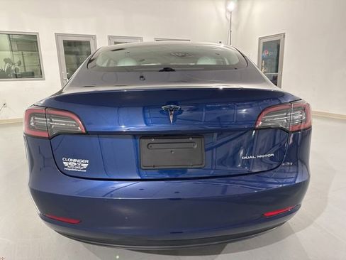 Used 2022 Tesla Model 3 Long Range image 10