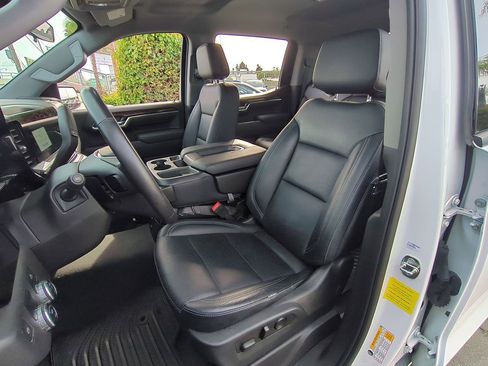 Used 2022 GMC Sierra 1500 Elevation image 19