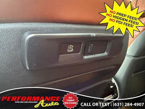 Used 2019 BMW X7 xDrive50i w/ M Sport Package image 14