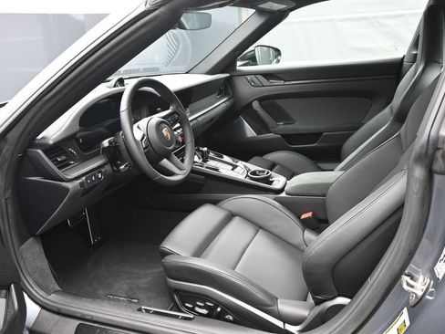Certified 2026 Porsche 911 Targa 4 GTS w/ Premium Package AWD/4WD image 5