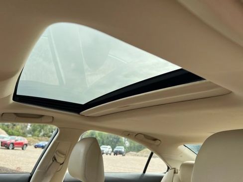 Used 2011 Lexus ES 350 FWD image 23