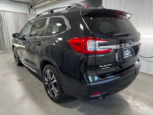 Used 2023 Subaru Ascent Limited AWD/4WD image 6