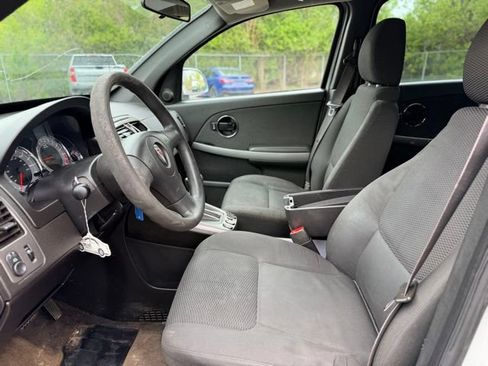 Used 2006 Pontiac Torrent 2WD image 6