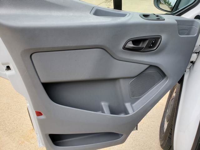 Used 2018 Ford Transit 150 XL RWD image 11