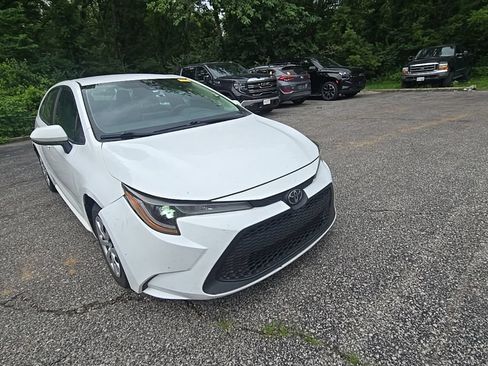 Used 2021 Toyota Corolla LE FWD image 11
