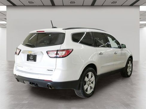 Used 2017 Chevrolet Traverse Premier image 5